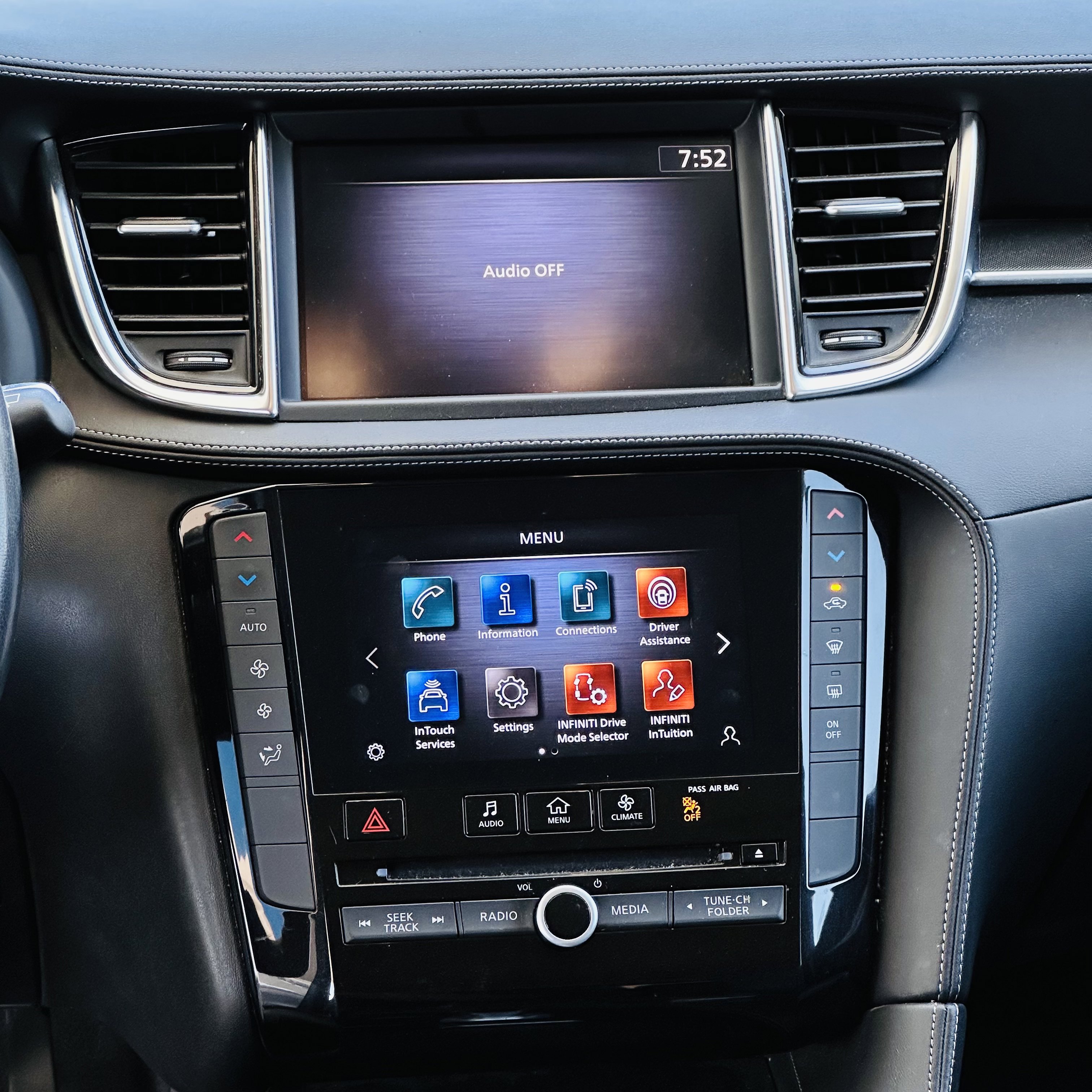 Used 2021 INFINITI QX50 Pure image 22