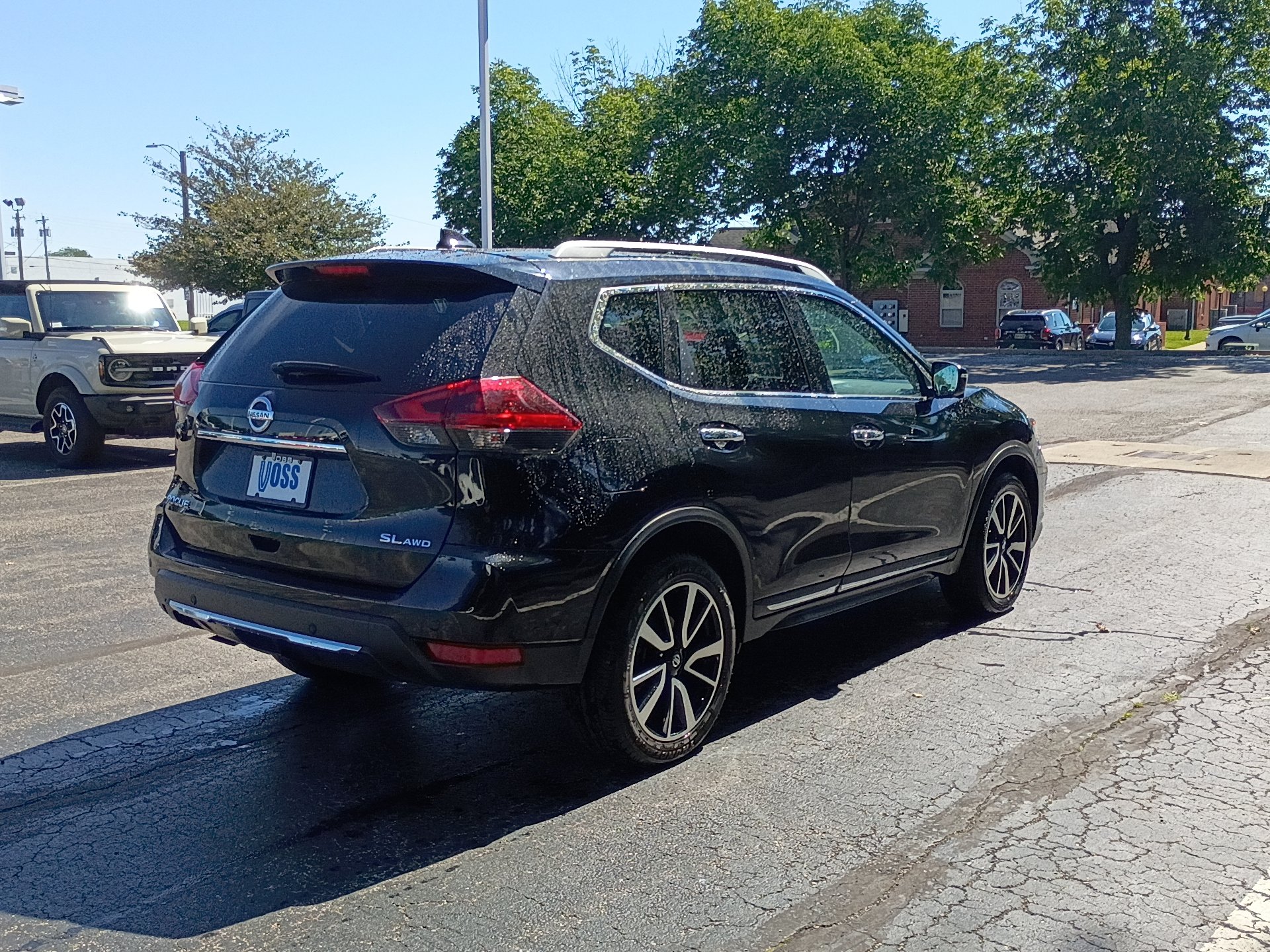 Used 2020 Nissan Rogue SL AWD/4WD image 3