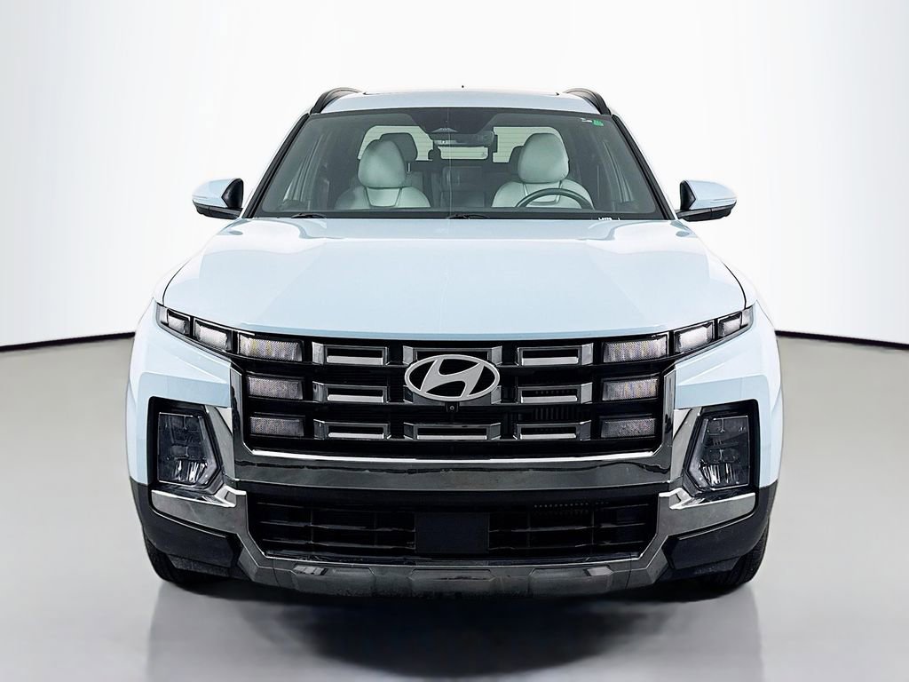 Used 2025 Hyundai Santa Cruz Limited AWD/4WD image 2