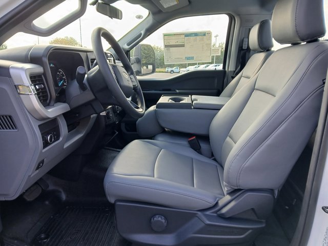 New 2026 Ford F250 XL w/ F-250 >10K GVWR Package image 7