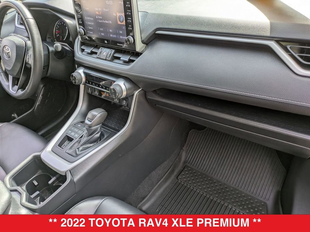 Used 2022 Toyota RAV4 XLE Premium image 52