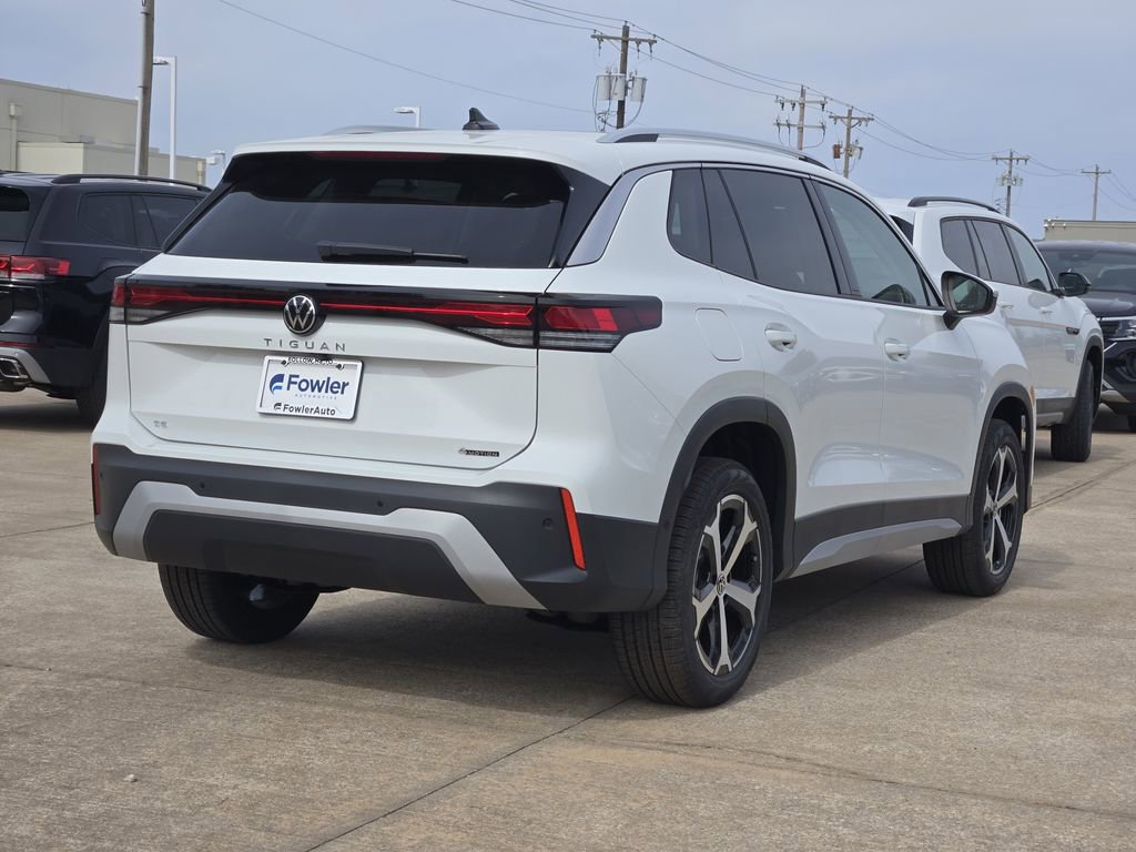 New 2026 Volkswagen Tiguan SE image 4