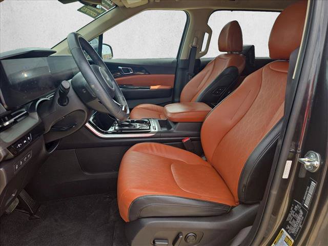 Used 2023 Kia Carnival SX FWD image 15