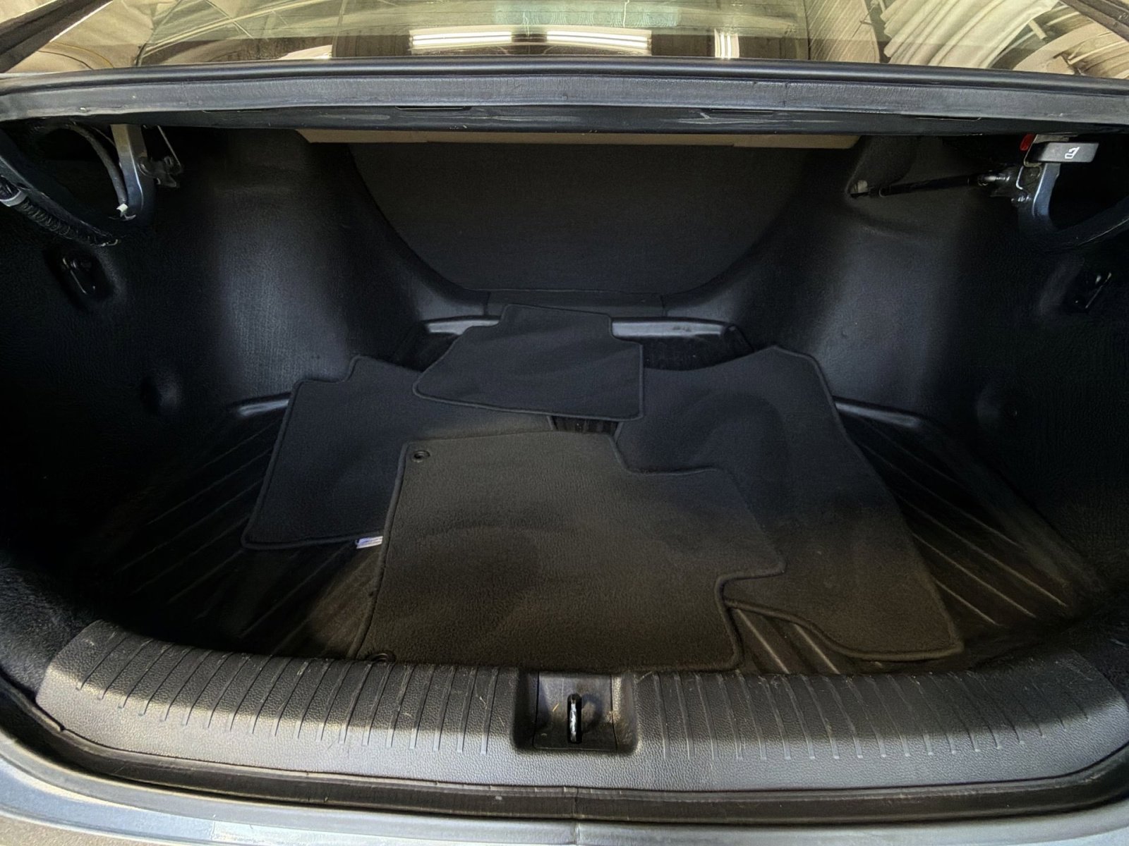 Used 2025 Honda Accord LX image 24
