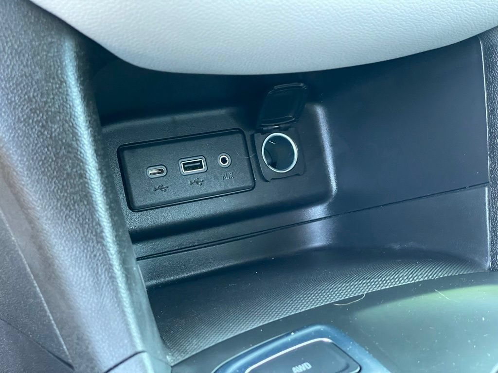 Used 2024 Chevrolet Equinox LS w/ LS Convenience Package AWD/4WD image 21