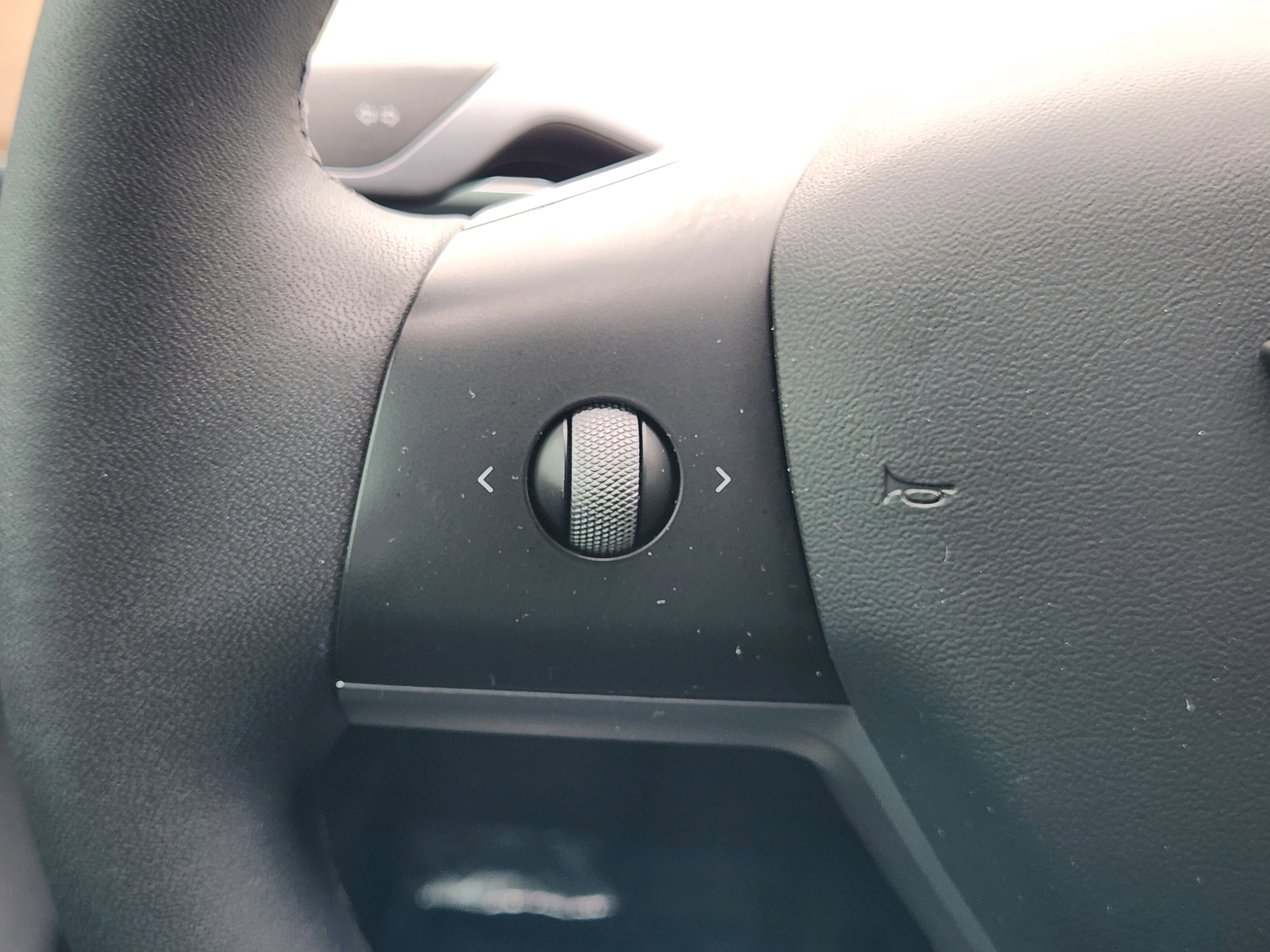 Used 2021 Tesla Model 3 Standard Range Plus image 35