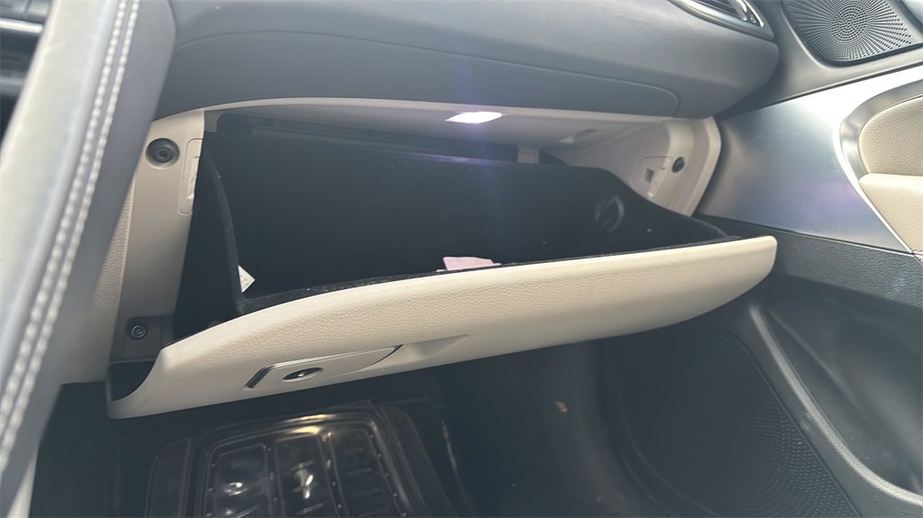 Used 2023 Genesis G70 2.0T image 30