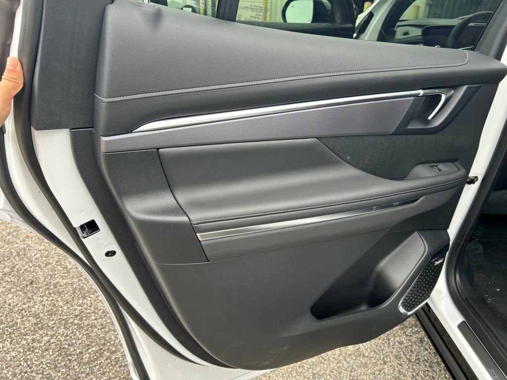 New 2026 Buick Enclave Sport Touring w/ Power Package image 21