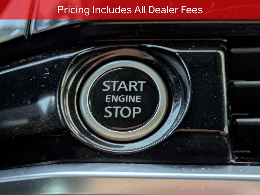 Used 2023 Nissan Pathfinder SL AWD/4WD image 31