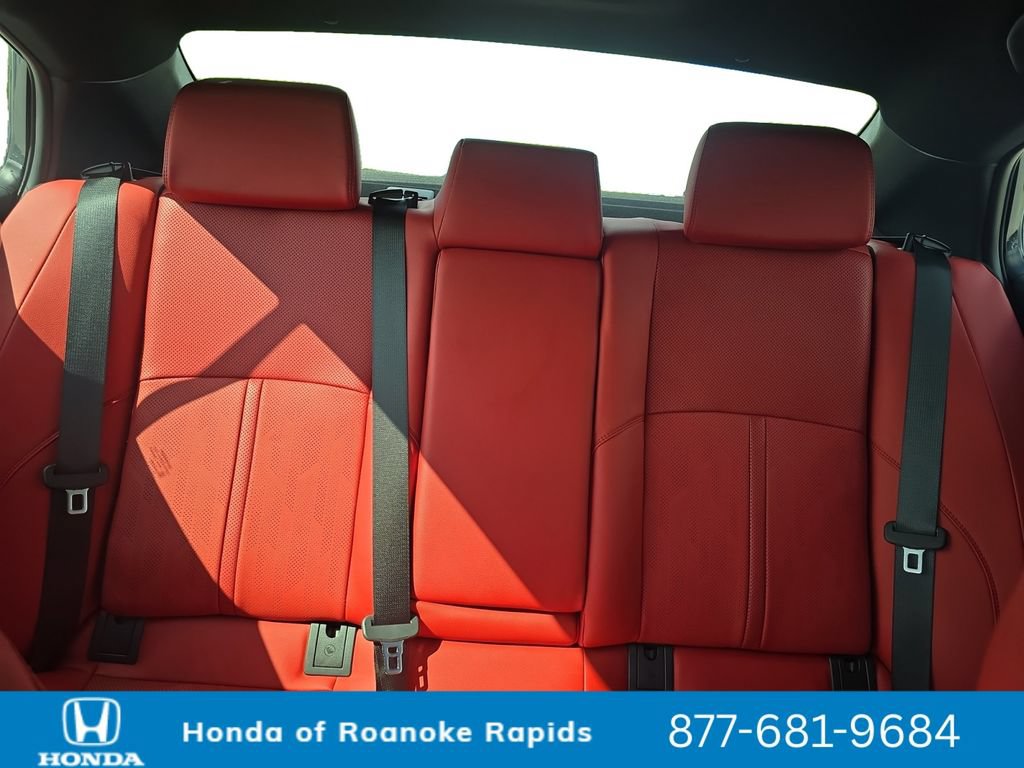 Used 2025 Toyota Camry XSE FWD image 18