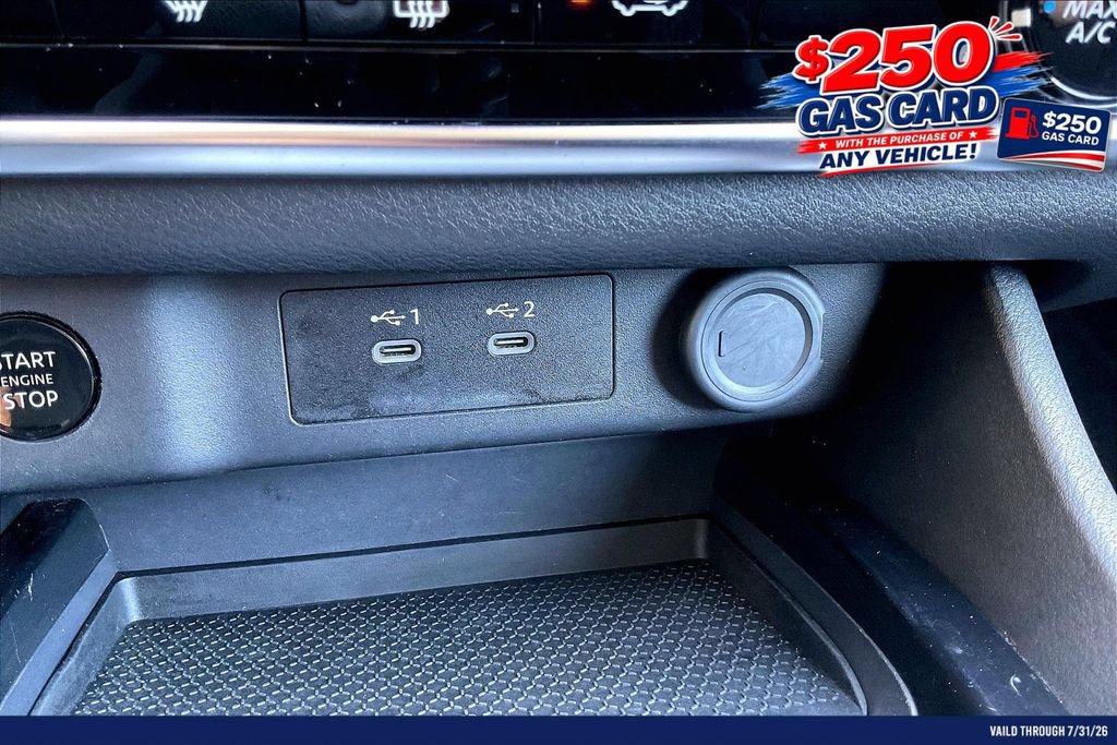 Used 2024 Nissan Rogue S FWD image 32