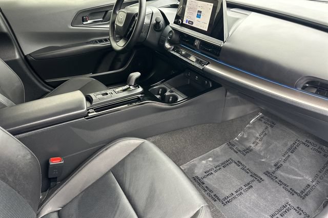 Used 2025 Toyota Prius XLE FWD image 20
