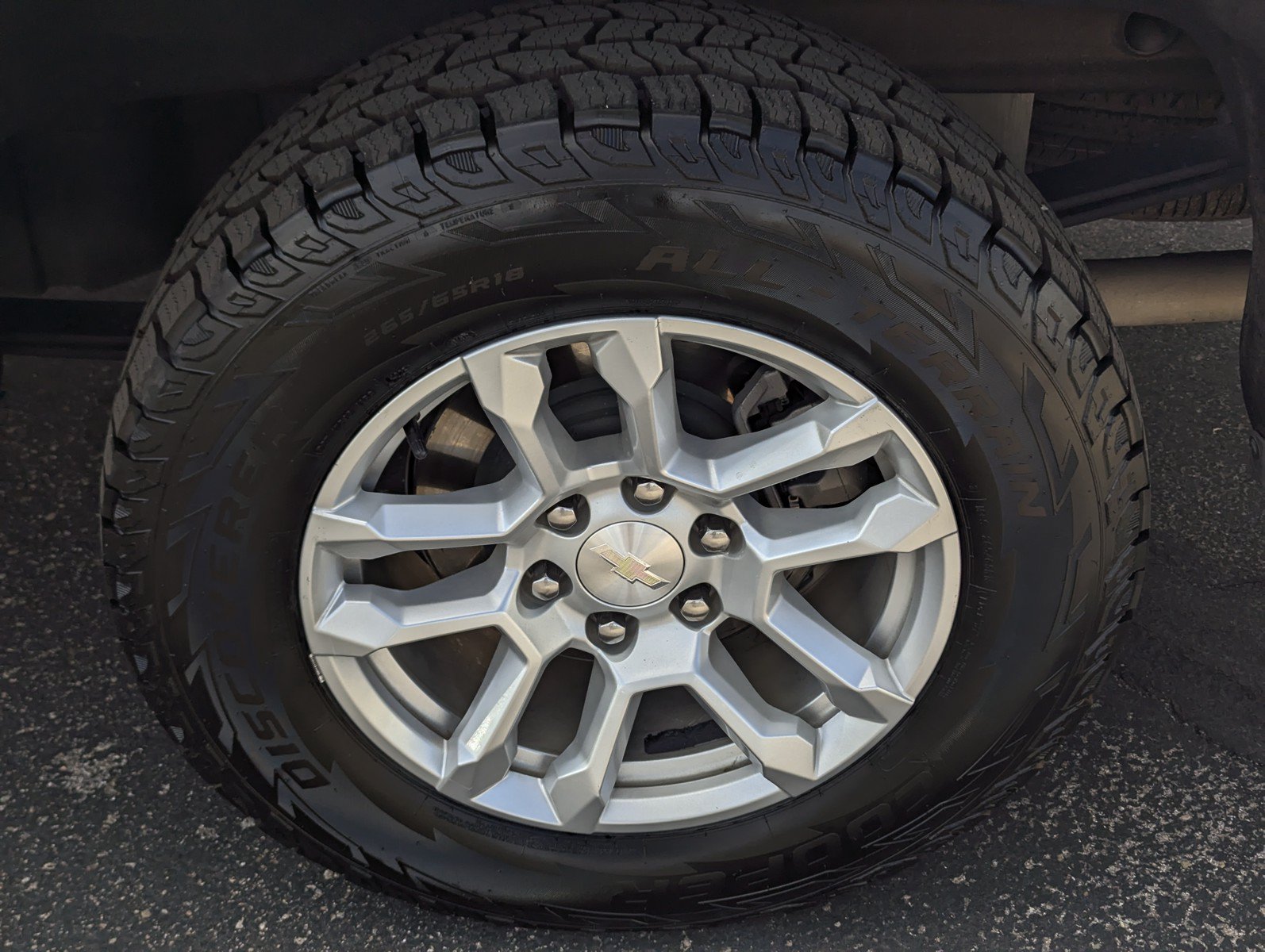 Used 2023 Chevrolet Silverado 1500 LT w/ Z71 Off-Road Package AWD/4WD image 7