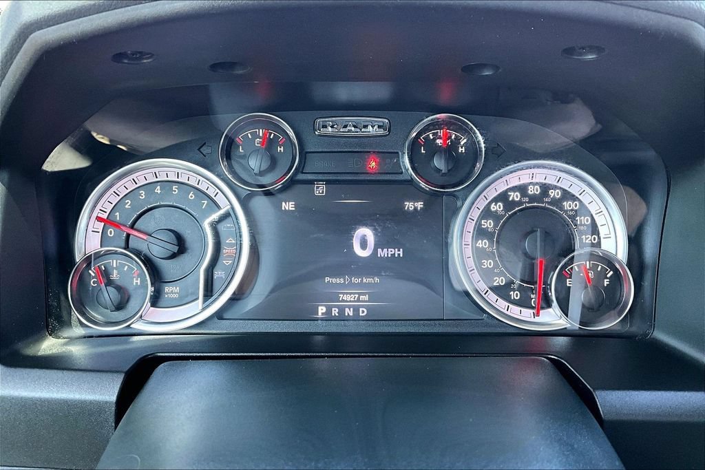 Used 2020 RAM 1500 Classic SLT w/ Luxury Group RWD image 21