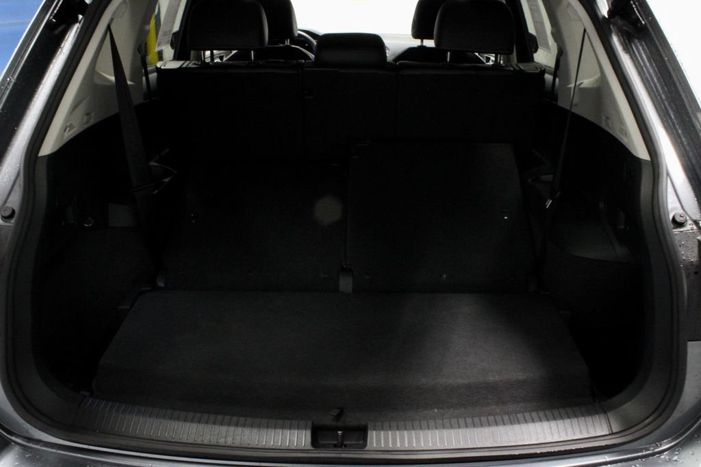 Used 2024 Volkswagen Tiguan SE FWD image 14