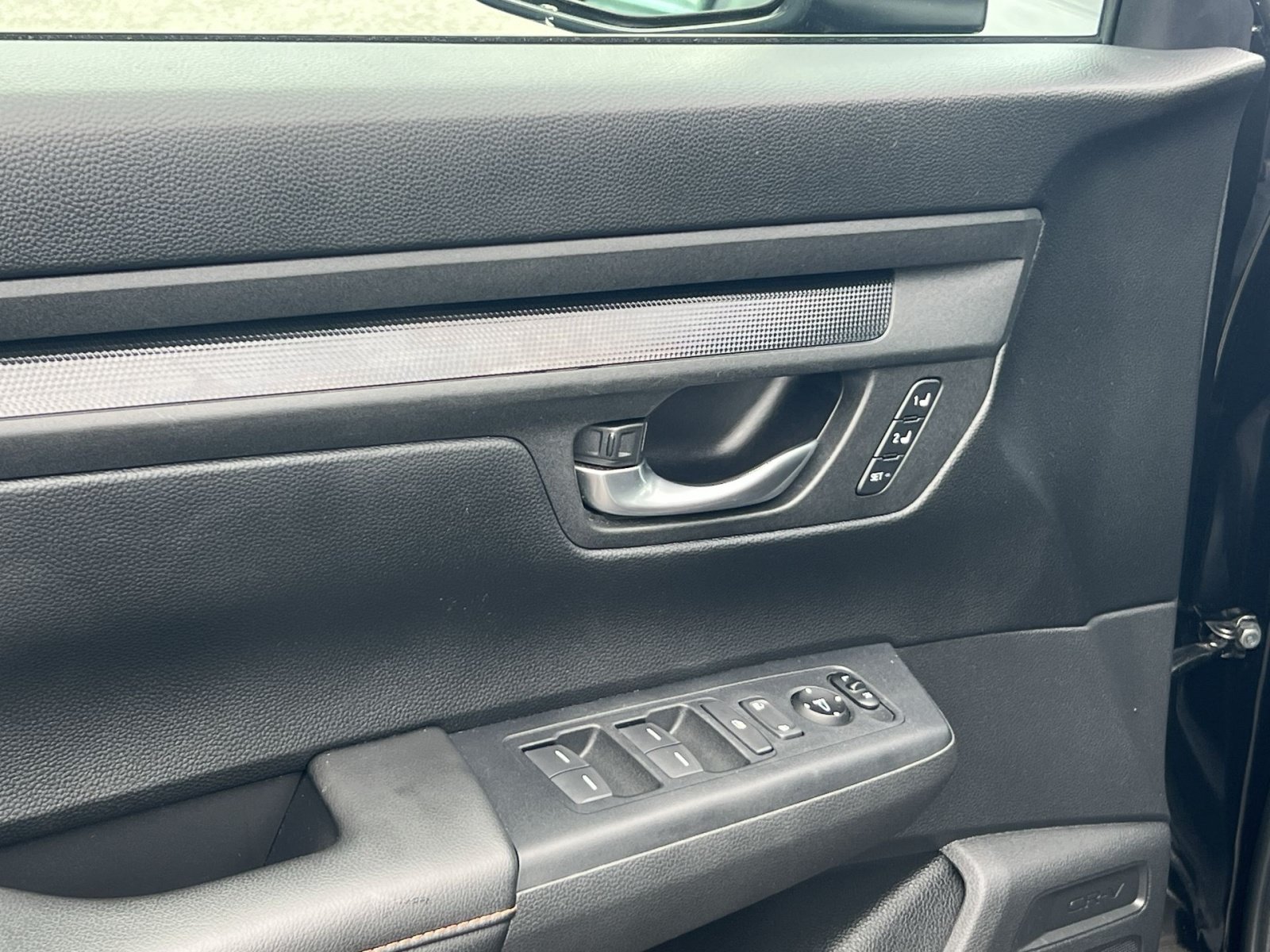 Used 2025 Honda CR-V Sport-L image 13