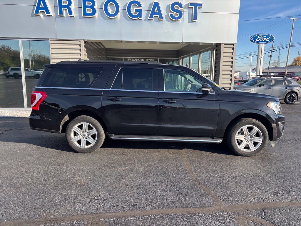 Used 2020 Ford Expedition Max XLT w/ Equipment Group 202A AWD/4WD image 4