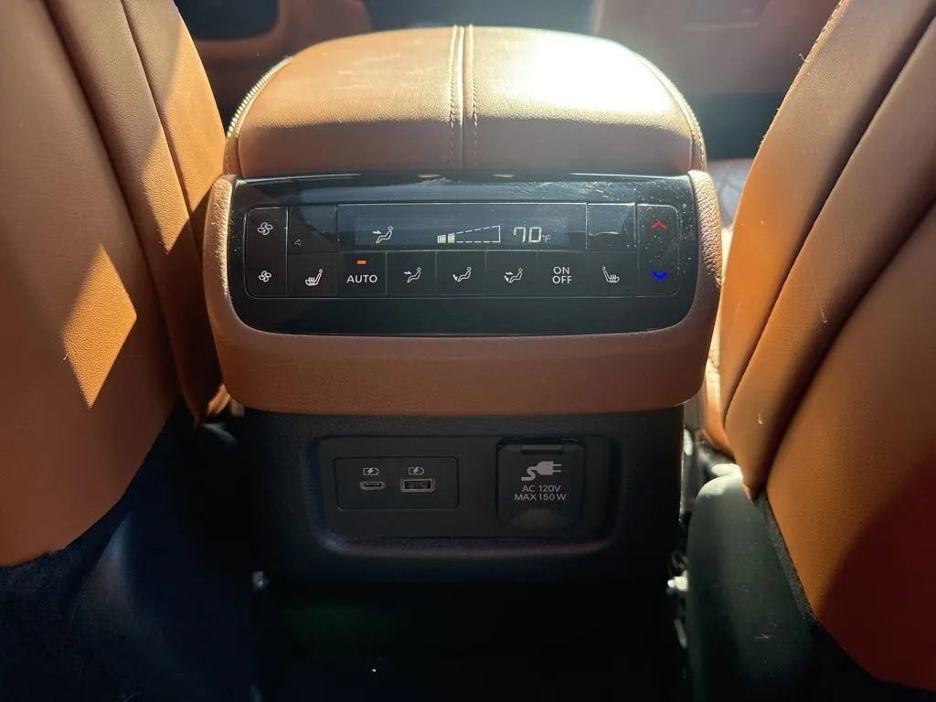 Used 2024 INFINITI QX60 Autograph w/ Cargo Package image 37
