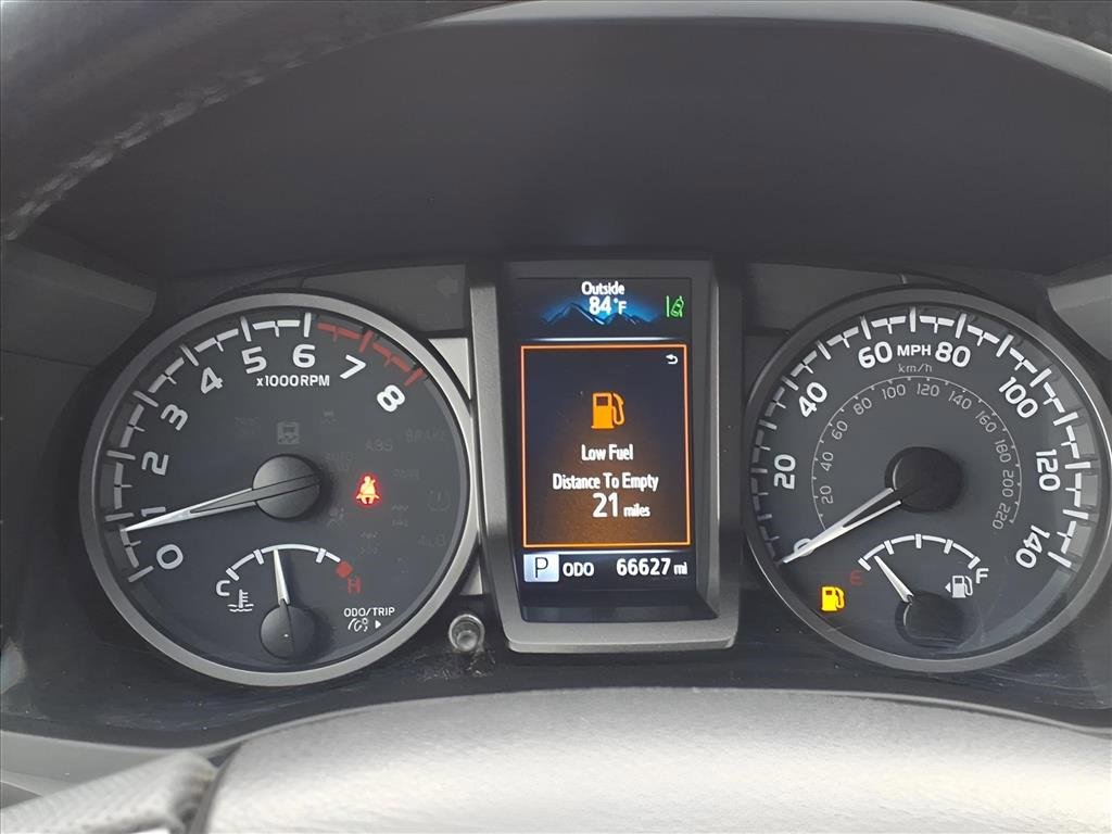 Used 2022 Toyota Tacoma SR5 image 24