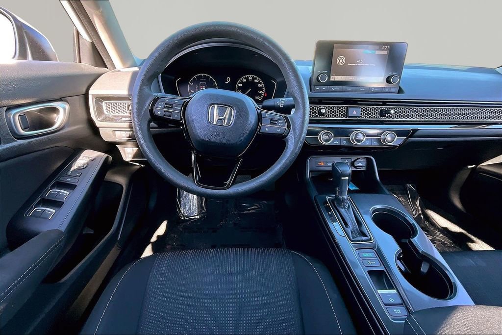 Used 2023 Honda Civic LX image 9