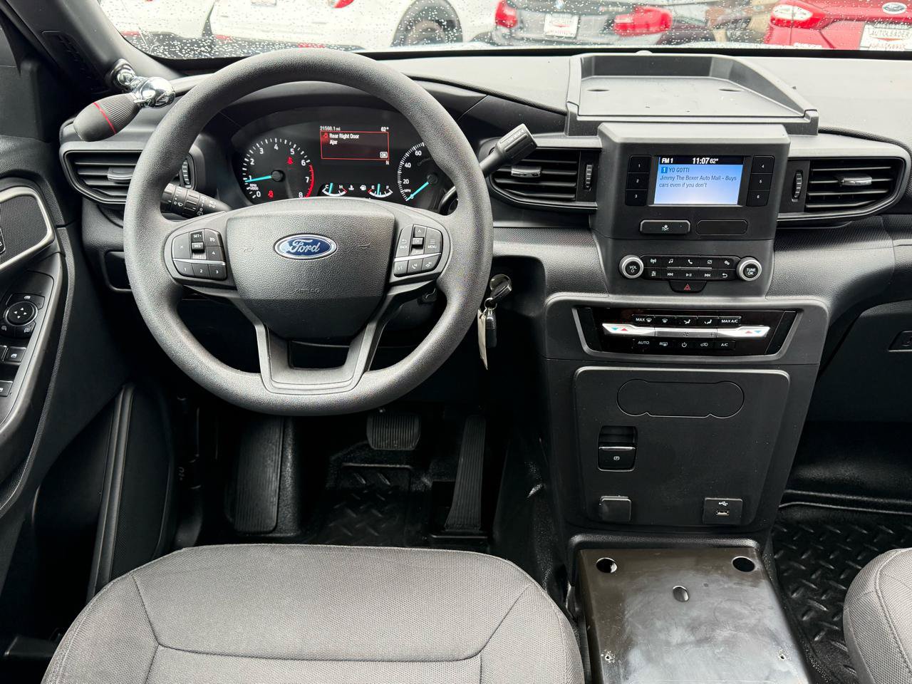 Used 2024 Ford Explorer 4WD Police Interceptor image 2
