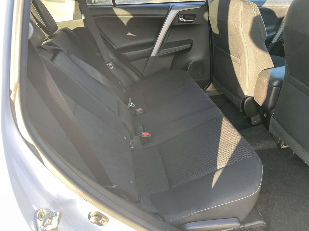 Used 2016 Toyota RAV4 XLE image 43