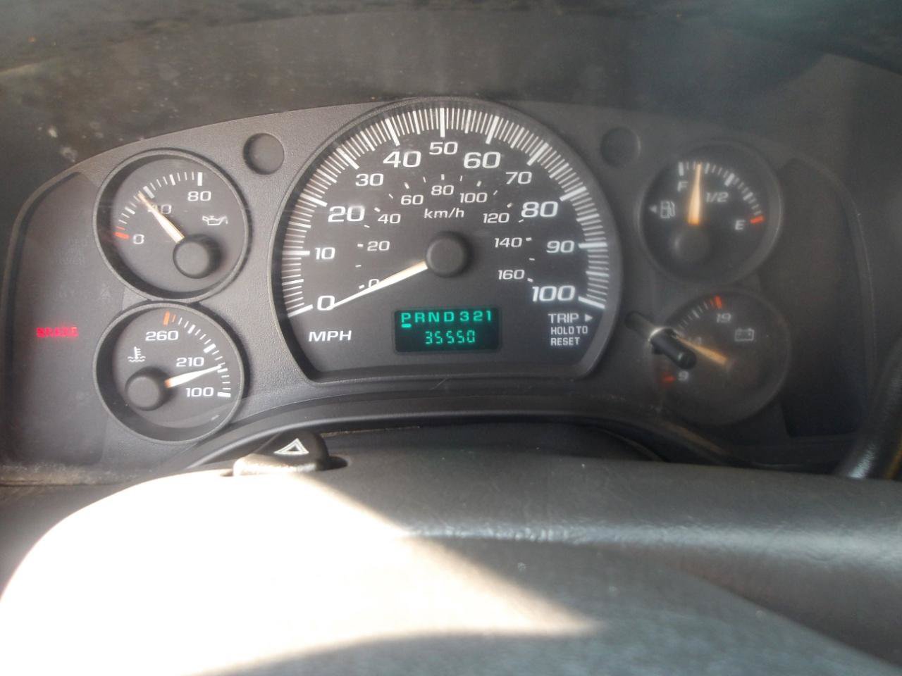 Used 2007 Chevrolet Express 2500 Passenger w/ Power and Light Package RWD image 22