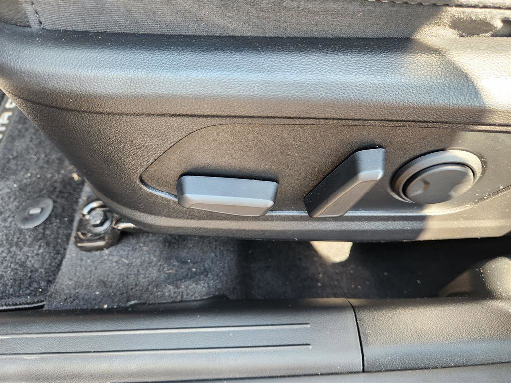 Used 2024 Hyundai Santa Cruz Night image 24