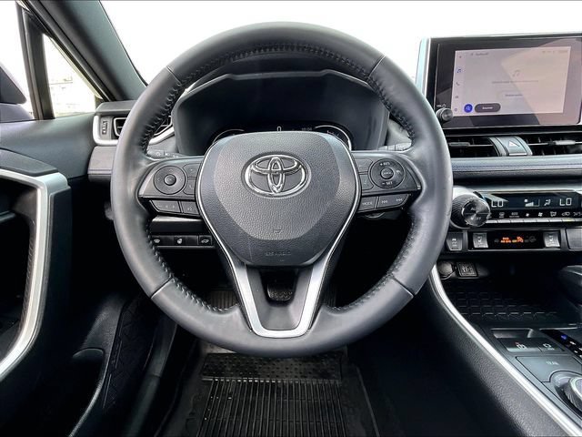 Used 2023 Toyota RAV4 SE w/ Convenience Package AWD/4WD image 17
