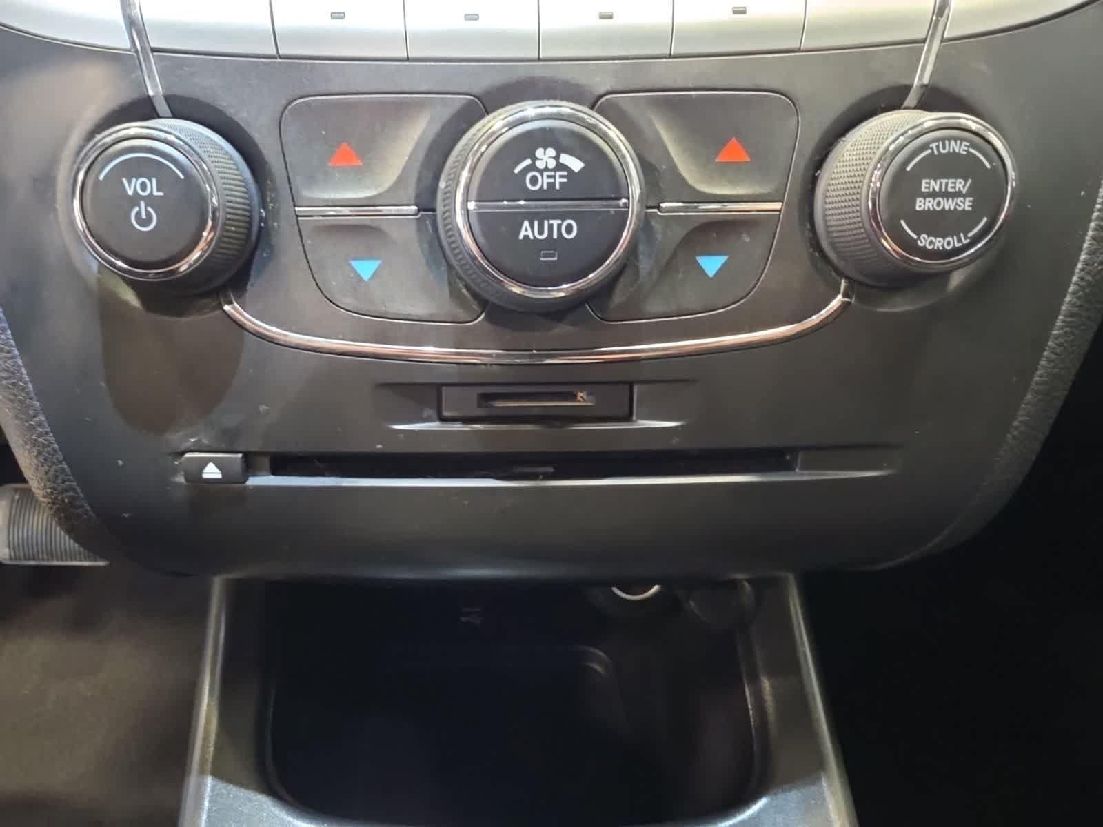 Used 2019 Dodge Journey GT w/ Blacktop Package AWD/4WD image 21