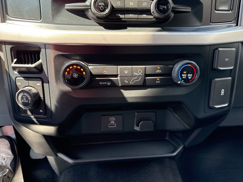 Used 2022 Ford F150 XLT w/ XTR Package image 13