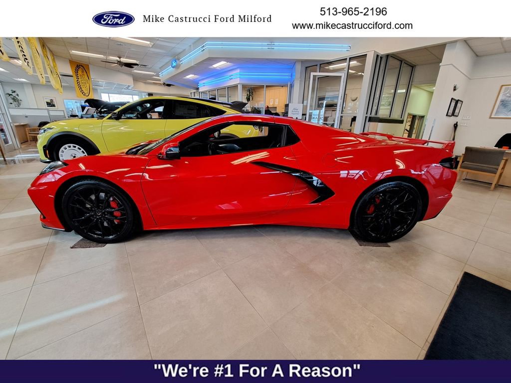Used 2024 Chevrolet Corvette Stingray Preferred Conv w/ Z51 Performance Package image 2