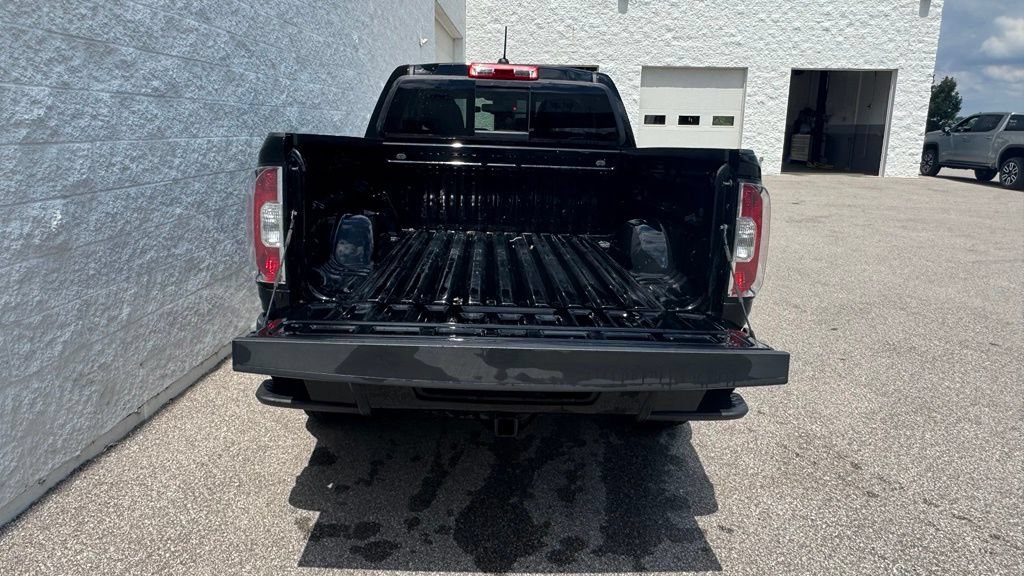Used 2022 GMC Canyon Elevation w/ Elevation Premium Package AWD/4WD image 5