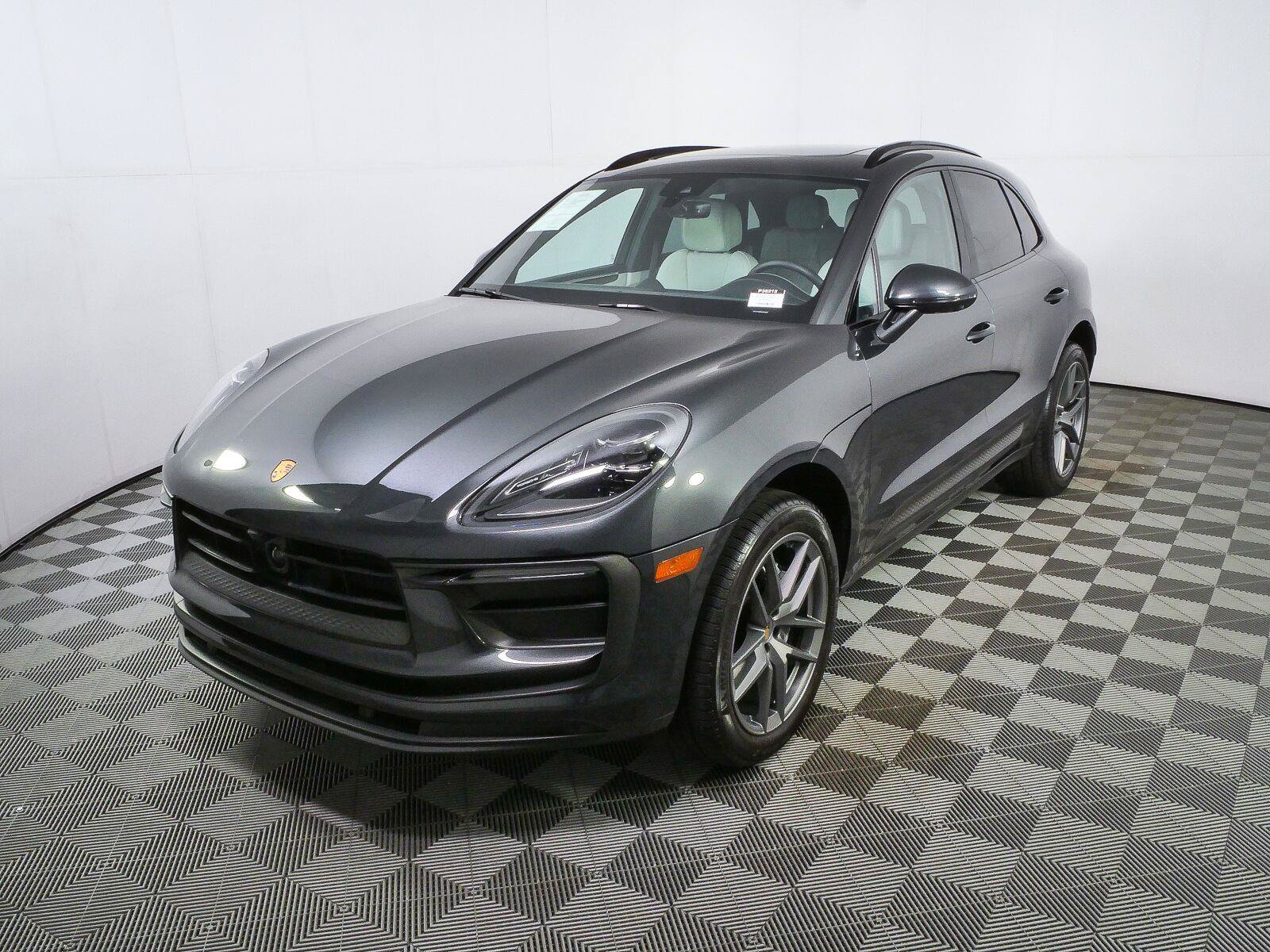 Certified 2024 Porsche Macan