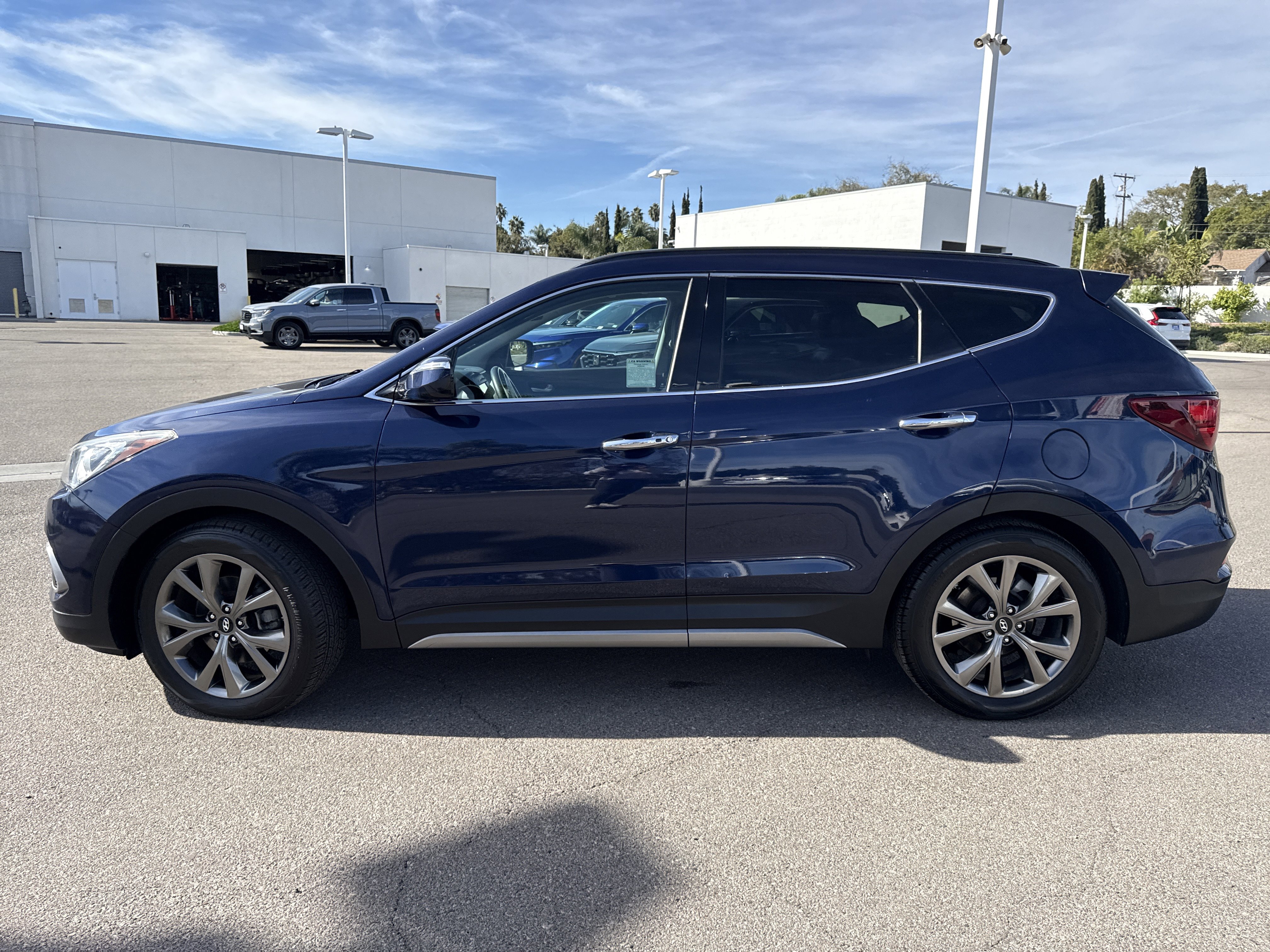 Used 2018 Hyundai Santa Fe Sport image 2