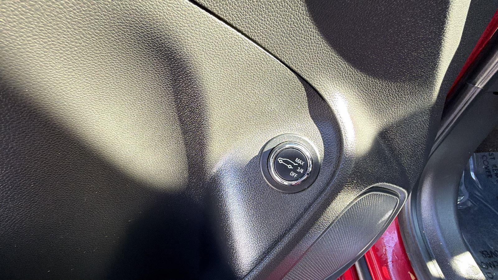 Certified 2021 Buick Encore GX Select w/ Advanced Technology Package image 25