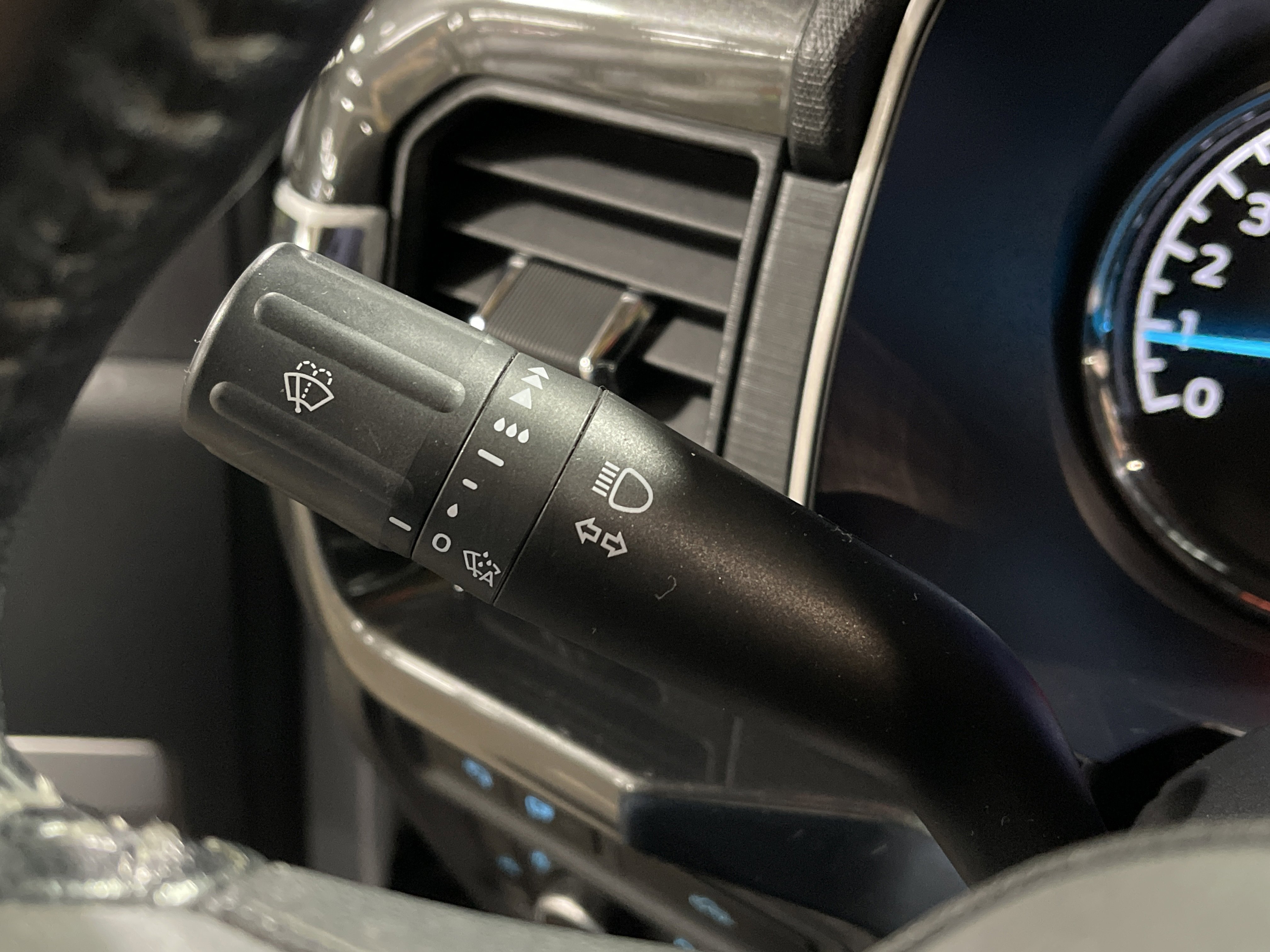 Used 2021 Ford F150 XLT w/ Equipment Group 302A High image 21