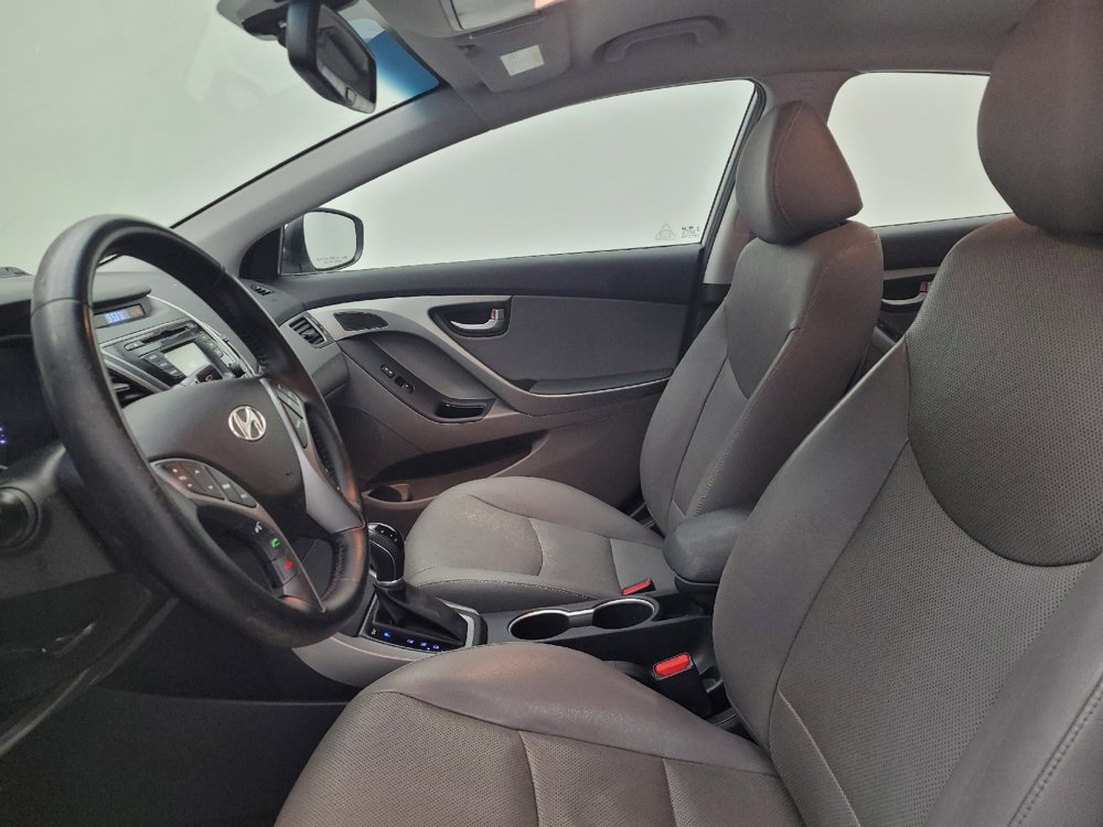 Used 2016 Hyundai Elantra Limited image 17