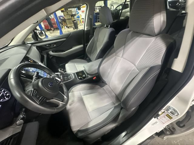 Used 2023 Subaru Outback Premium AWD/4WD image 17