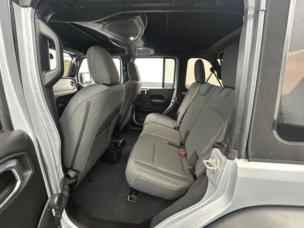 Used 2024 Jeep Wrangler Unlimited Sport AWD/4WD image 21
