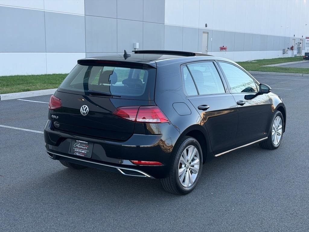 Used 2020 Volkswagen Golf 4-Door image 6