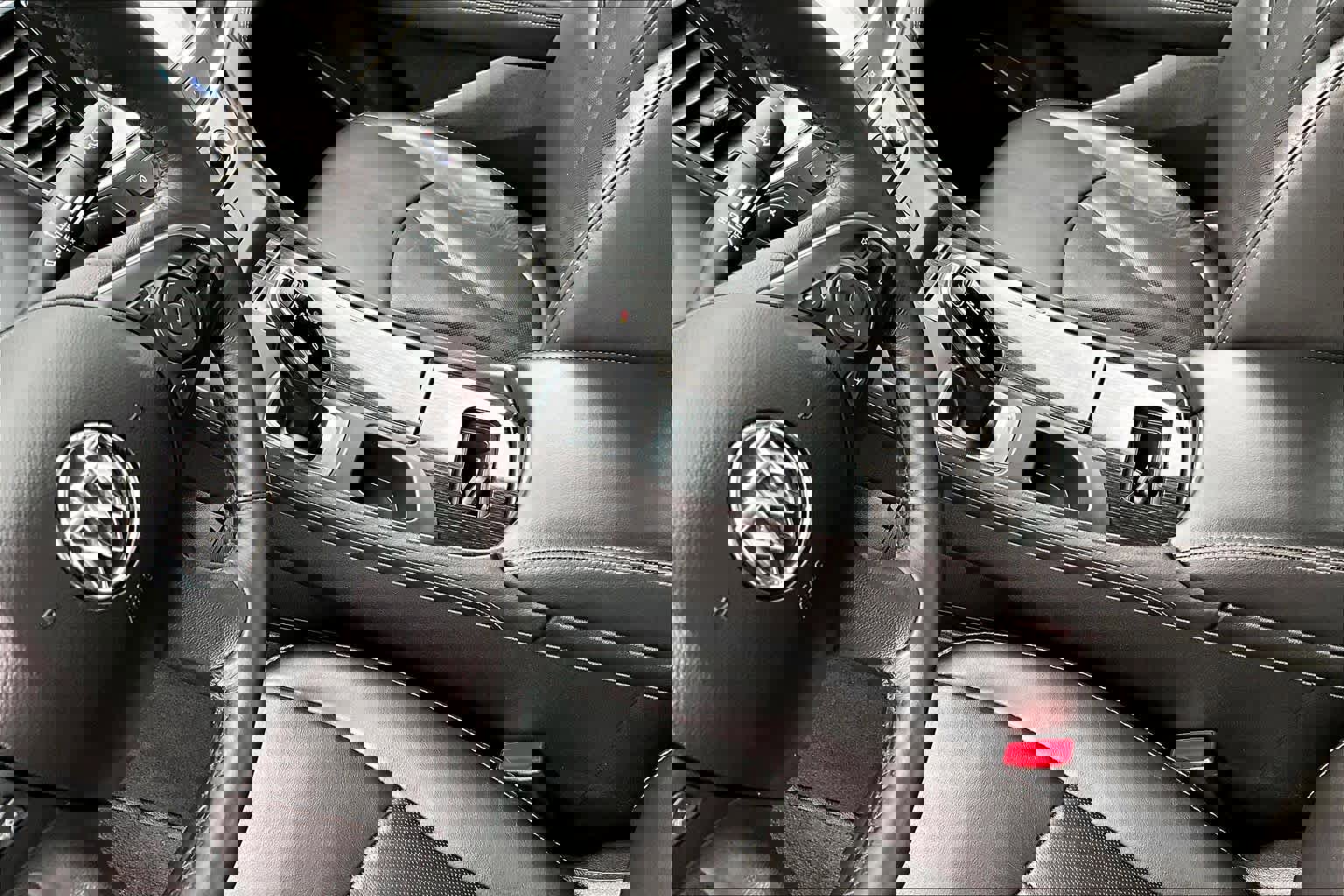 Used 2017 Buick LaCrosse Essence image 14