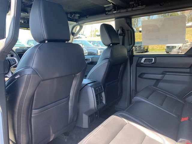 New 2026 Ford Bronco Outer Banks w/ Sasquatch Package AWD/4WD image 19