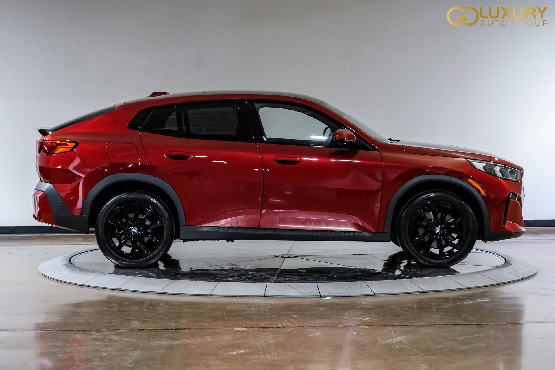 Used 2024 BMW X2 xDrive28i image 9