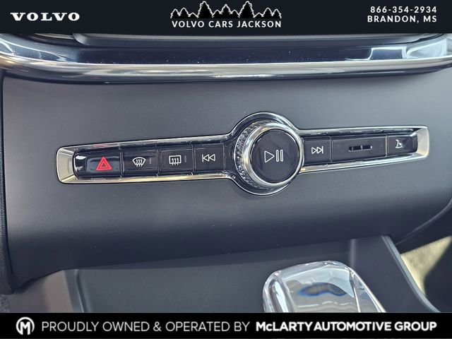 New 2026 Volvo XC90 B6 Plus w/ Protection Package Premier image 24