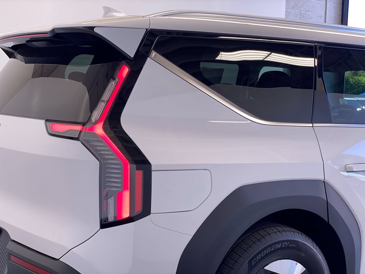New 2026 Kia EV9 Wind AWD/4WD image 10