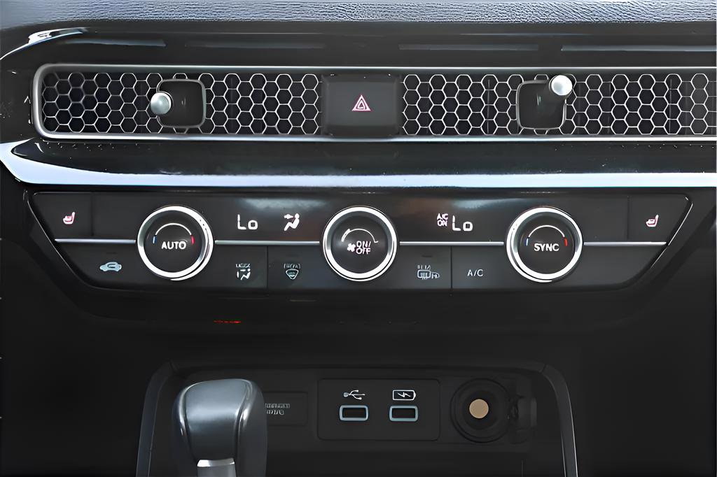 Used 2024 Honda Civic Touring image 22
