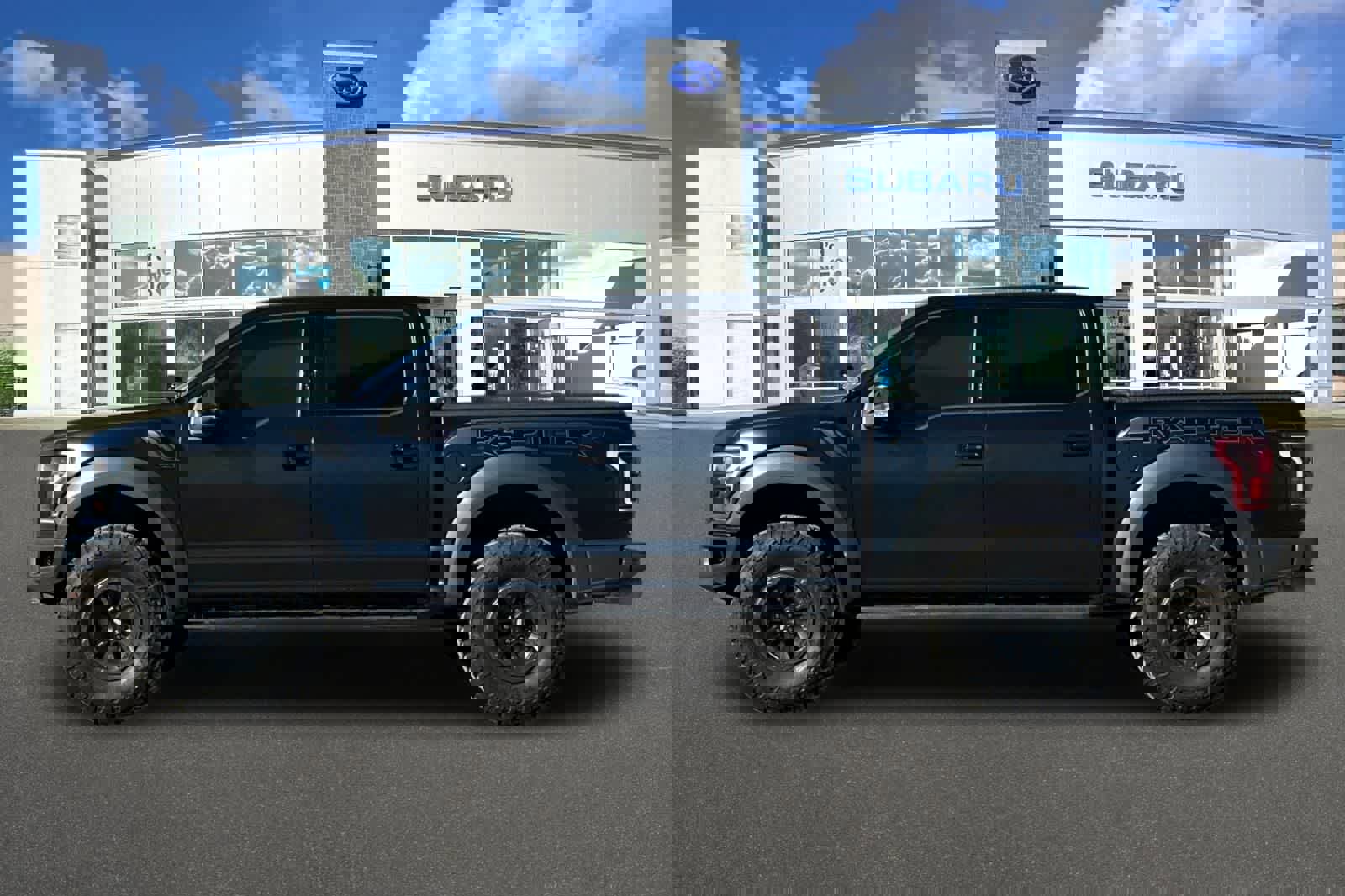 Used 2018 Ford F150 Raptor w/ Equipment Group 802A Luxury image 4