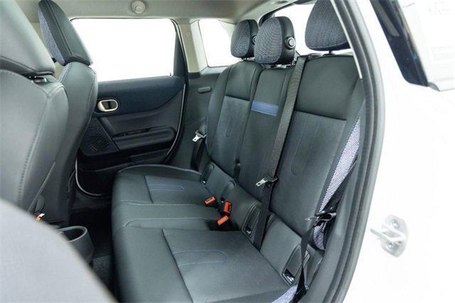 Certified 2025 MINI Cooper S image 23