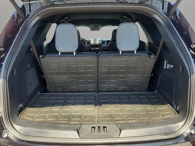 Used 2025 Ford Explorer ST RWD image 11